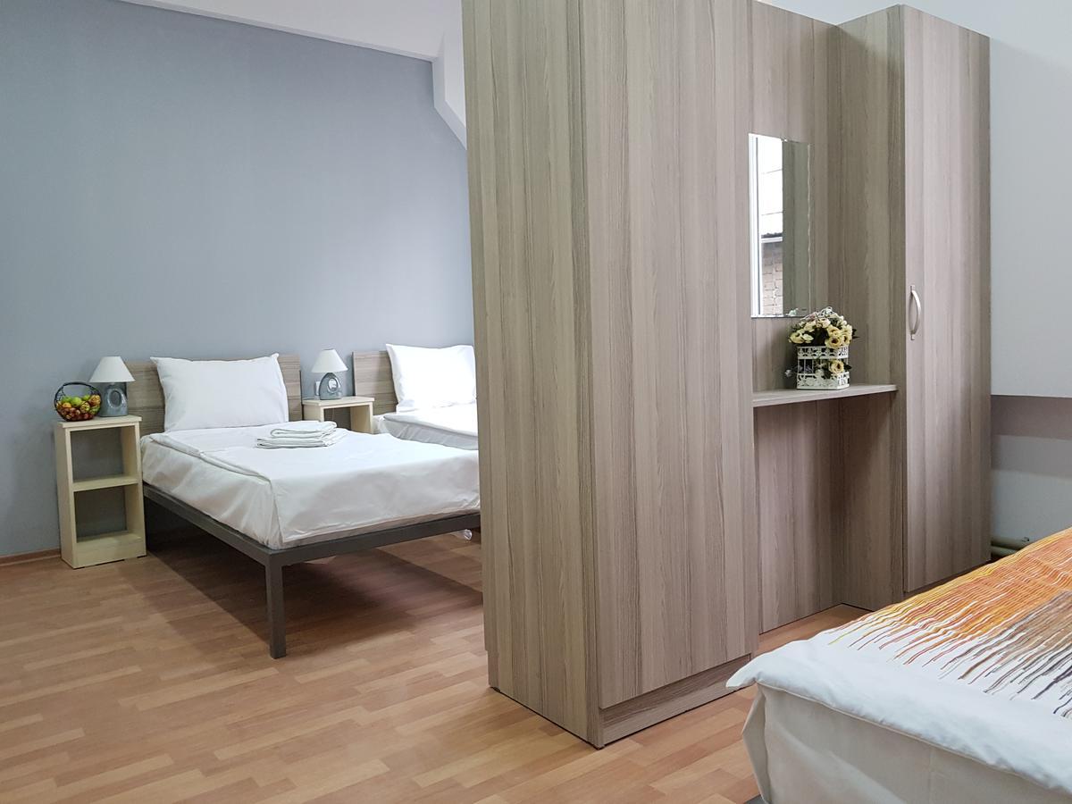 Welcome Friends Hostel Ереван Экстерьер фото